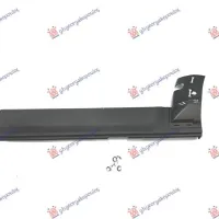 REAR DOOR MOULDING