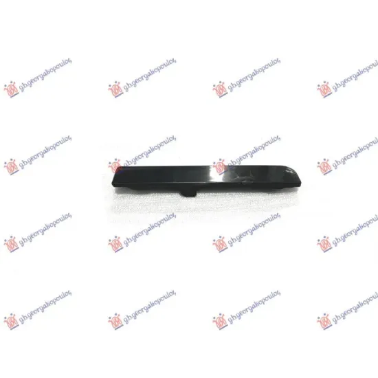 REAR BUMPER MOULDING UPPER PAINTED BLACK