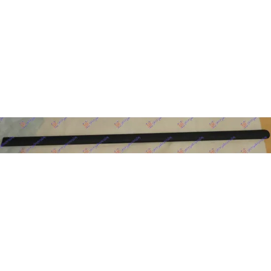FRONT DOOR SIDE MOULDING (O) FRONT DOOR SIDE MOULDING (O)
